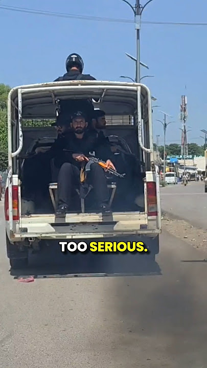 Download lagu Pakistani Police Escort Foreigner in KPK 🇵🇰 #shorts