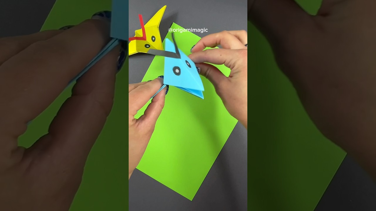 AMAZING CROW | MINI PAPER TOY 