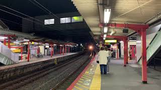 (たまたま撮影していたら...)  103系普通京都行き　JR奈良線稲荷駅到着