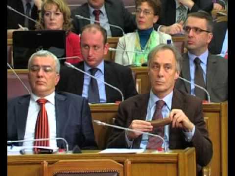 DJUKANOVIC: OPOREZIVANJE BOGATASA POLITICKA DEMAGOGIJA, PRILOG RTV ATLAS, 29.01.2013.