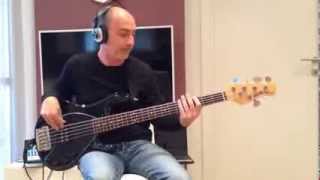 TOTO - Jake to the Bone Bass Cover by Salvo