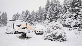 CARAVAN CAMPING IN HIGH SNOW AND Blizzard | WE SUCKED IN THE SNOW WITH THE CARAVAN! | SNOW CAMP