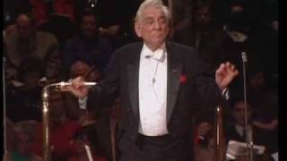 Candide Overture: Leonard Bernstein conducting chords