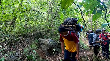 เดินขึ้นดอยหลวงเชียงดาว Doi Luang Chiang Dao