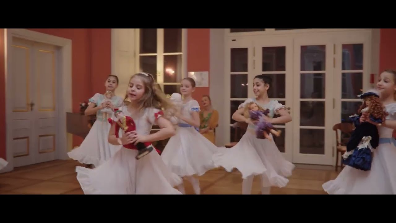 Arche Bajecznie odc. 10 Dziadek Do Orzechów