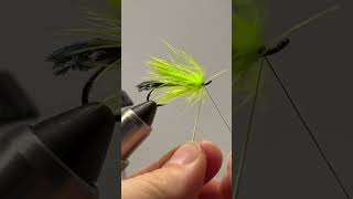 Lime Squeeze. A must have steelhead pattern. #flytying #nvflytying #steelhead #wetflies