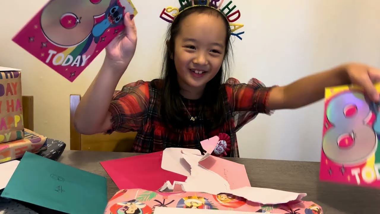 Ayla’s 8th Birthday Gift Unboxing and Ayuki’s first dance performance 