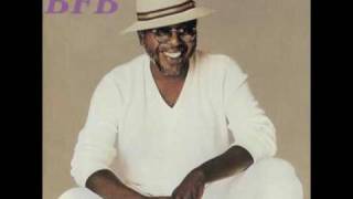 She Don't Let Nobody But Me - CURTIS MAYFIELD chords