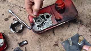 PushMowerRepair.com - 3.5-4HP Briggs AutoChoke Diaphragm Replacement