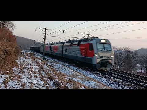 Электровоз 4ЭС5К-065 'Ермак'