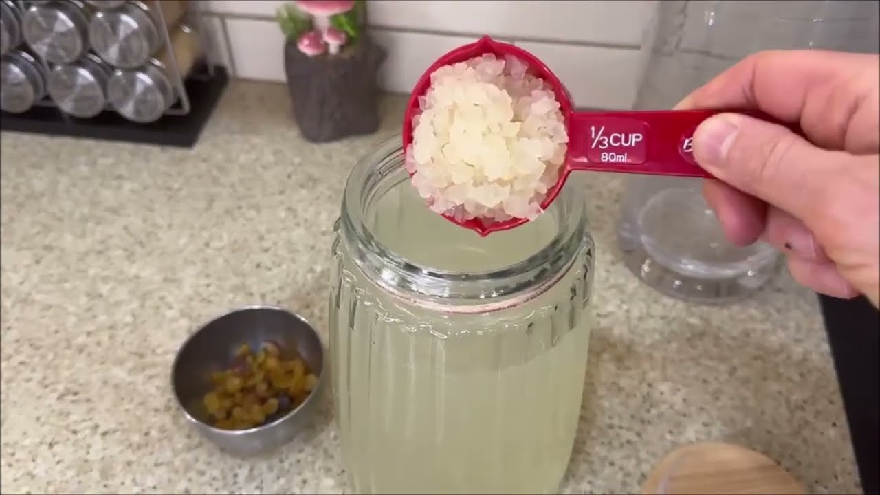 Kefir de apa aromatizat cu capsuni / Flavored Strawberry 🍓 Water Kefir - A living, probiotic drink