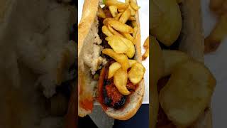 Bocadillo de Embutido,Habas y Patatas en Bar Moscatell🥖 #bocadillo #patatas #food #barato #almuerzo