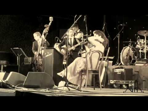Lola \u0026 the Lamours - Love Potion No 9, live at Twinwood