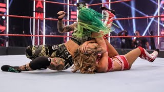 Peyton Royce V.S Ruby Riott