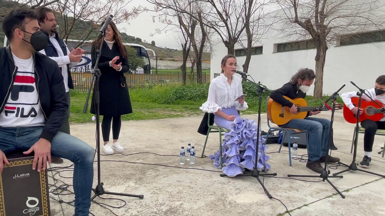 DÍA DE ANDALUCÍA Sevillanas de Lucía
