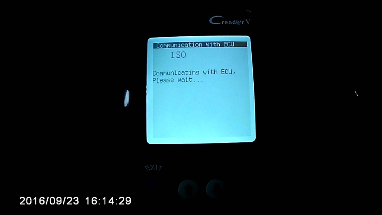 Считываем коды сканером Launch Creader V Opel Vectra B