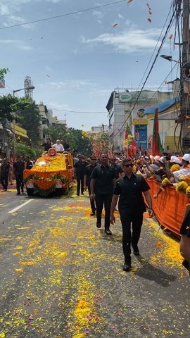 Absolute EUPHORIA in Bengaluru during PM Modi's mega roadshow!