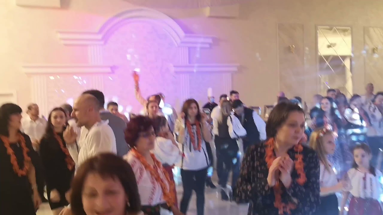 Petrecerea de Anul Nou 2022, la Imperial Inn - Târgu Mureș. Prezinta @ Salistean Florin