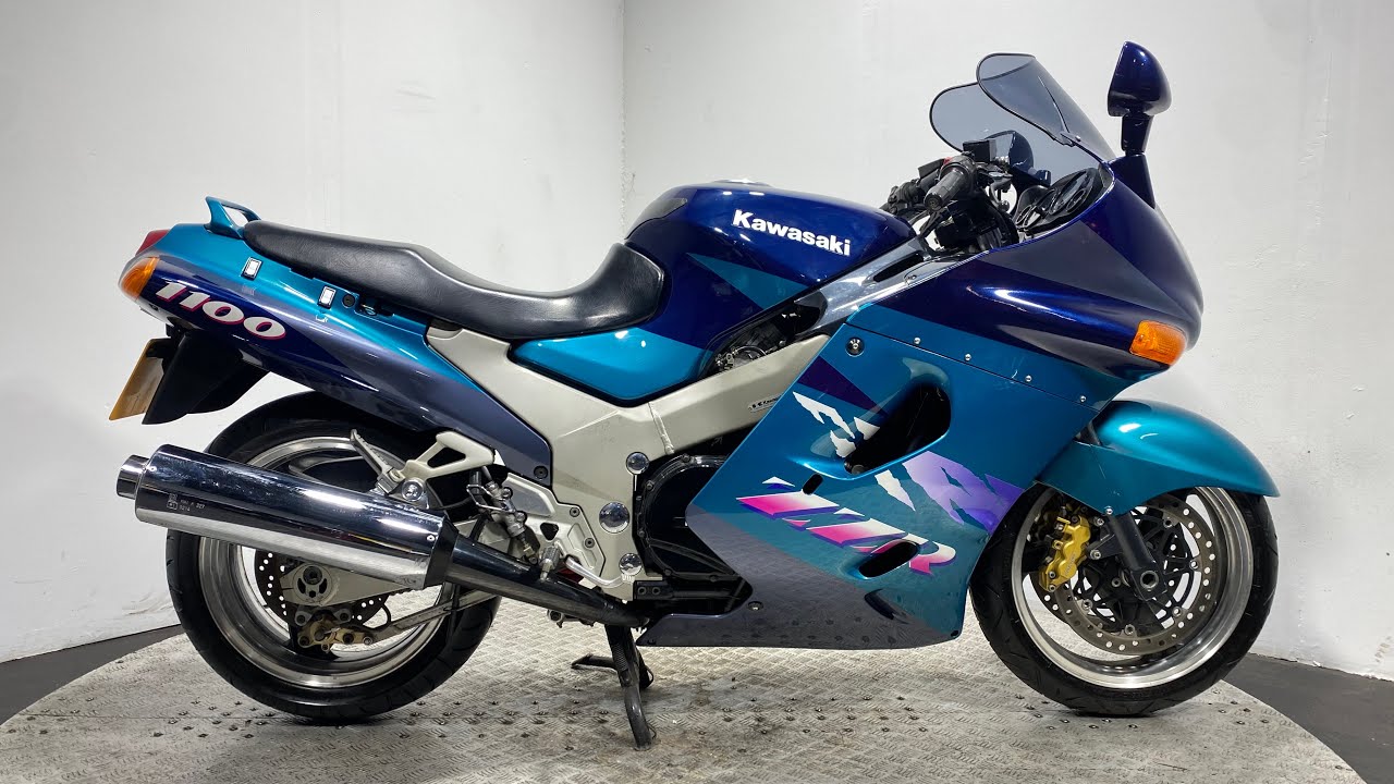 KAWASAKI　ZZｰR1100D　動画あり KAWASAKI ZZR1100 D 1994 38K WALK AROUND / RUNNING VIDEO - YouTube