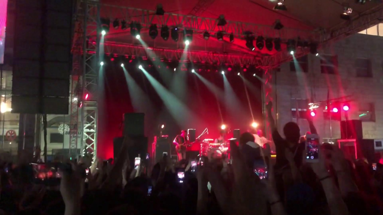 Duman - Her Şeyi Yak Bursa 19 Mayıs Konseri (Burası Amerika değil) #duman