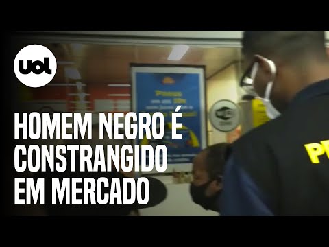 Homem negro vai à polícia após ter de tirar parte da roupa em mercado