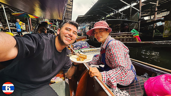 Comiendo en el MERCADO FLOTANTE de TAILANDIA