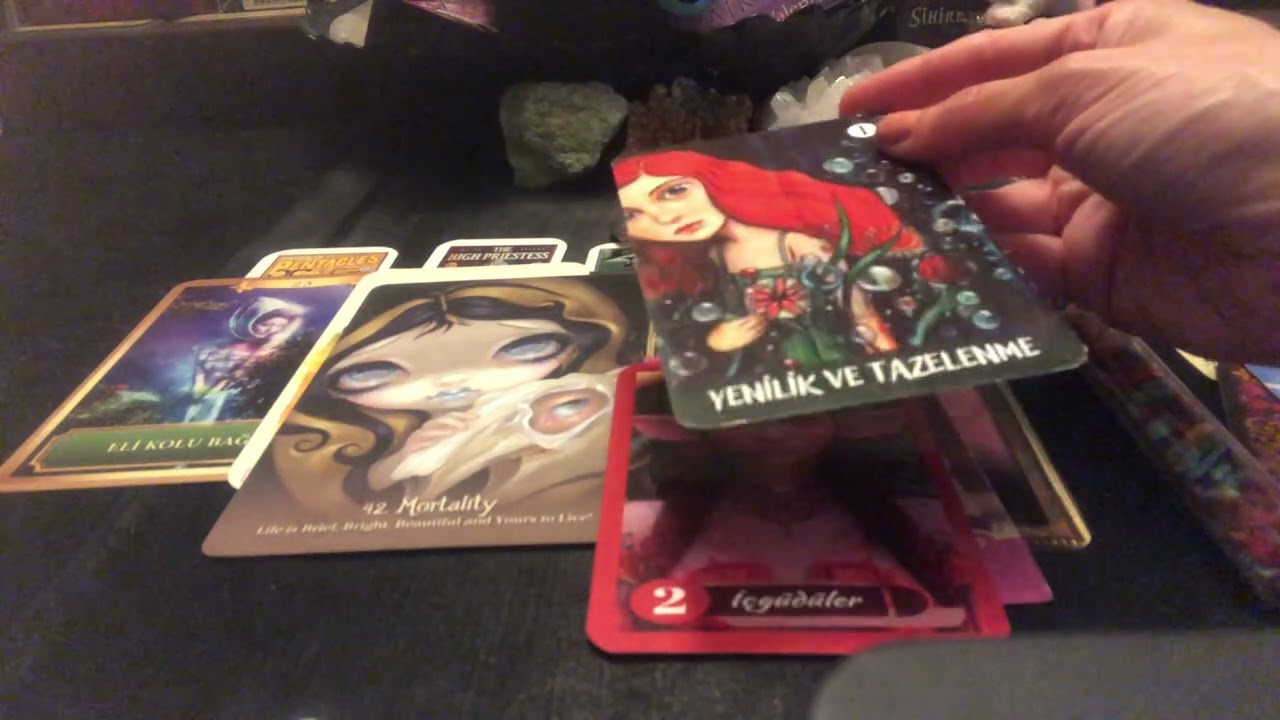 Eski sevgilinizin yeni flörtü/ sevgilisi sizden haberdar mı? Sizi hiç stalkladılar mı?