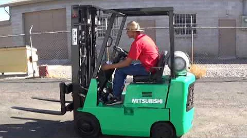 1997 Mitsubishi FGC15 - 3000lb Capacity Forklift for Sale in Phoenix, AZ