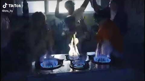 Khi ARMY cho BTS đú trend