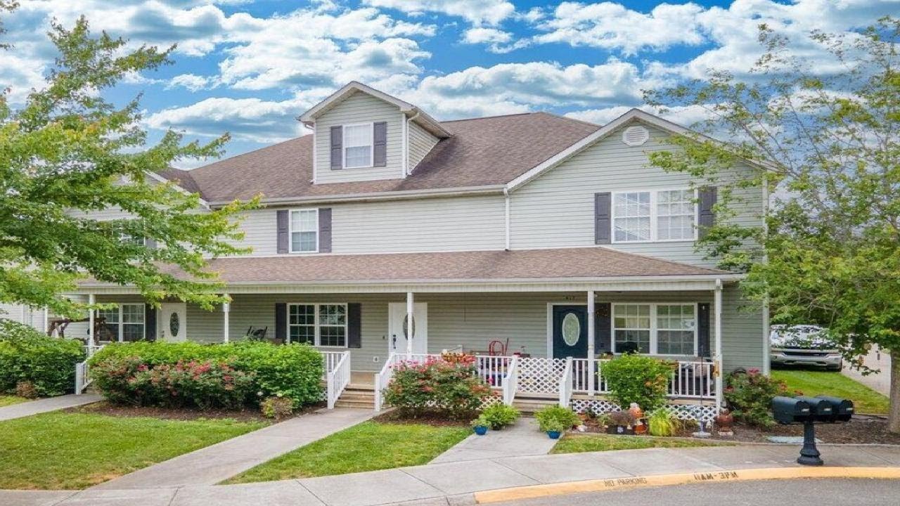 415 Ashbury Cir, Sweetwater, TN Presented by Angie Cody Real Estate