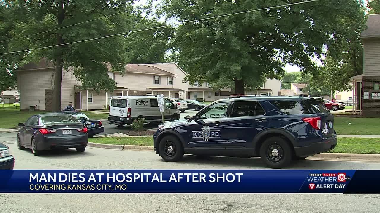 Man shot outside Kansas City, Missouri, apartment complex dies at ...