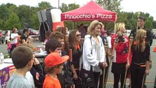 Sep 26 2009 Hope Bus Visits Global Ribbon Cutting Event Of Pennies In Action