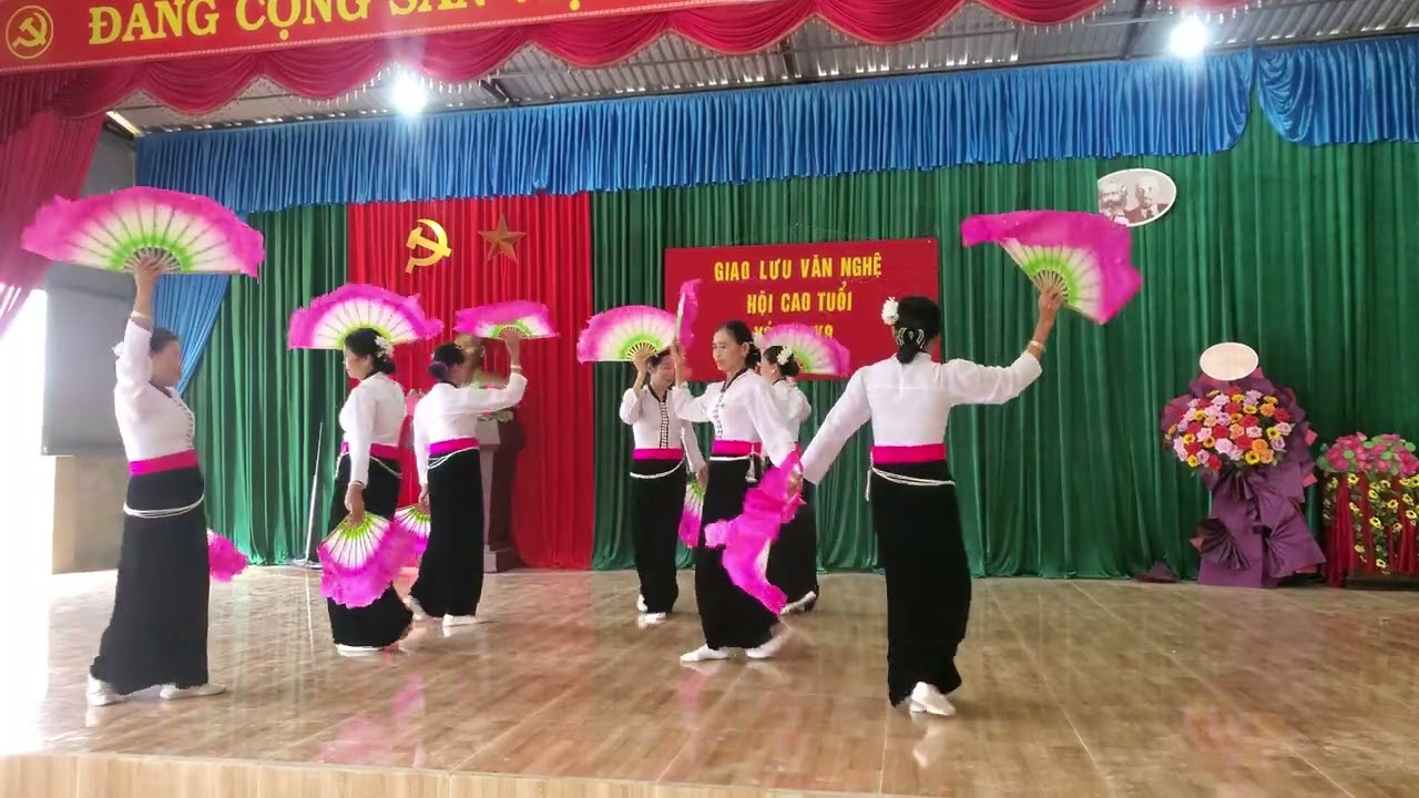 Giao lưu văn nghệ hội cao tuổi xóm5 tk8 xã Tà Hộc (Nà Bó cũ)