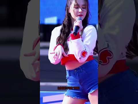 BTS V x NANCY MOMOLAND whatsapp status #blackpink #kpop #kpopedit #kpopidol #kpoparmy
