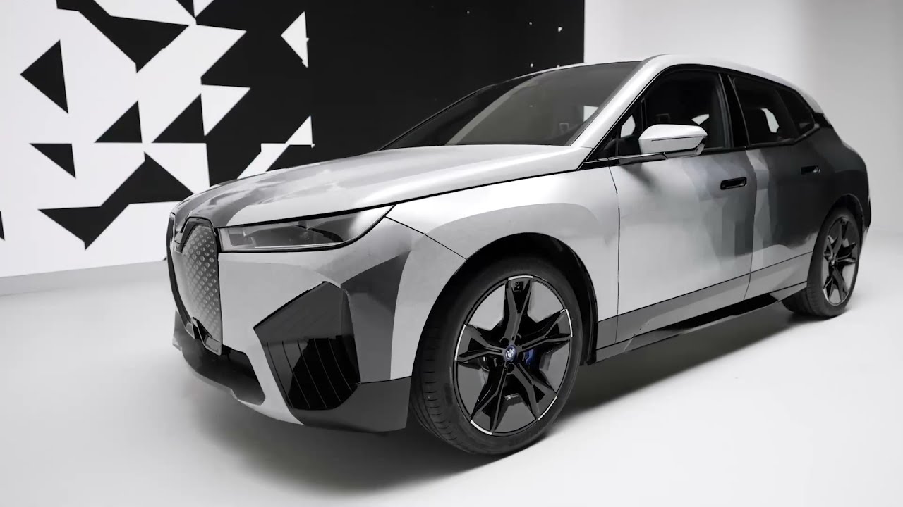 BMW iX Flow E-Ink