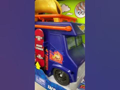 Hot Wheels Skateboard Taco Truck - YouTube