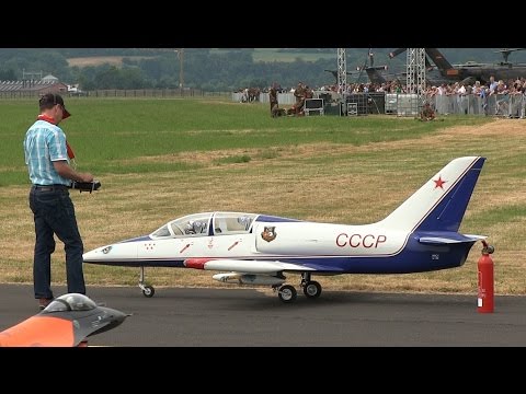 GIANT RC turbine jet Aero L-39 Albatros | Big Scale