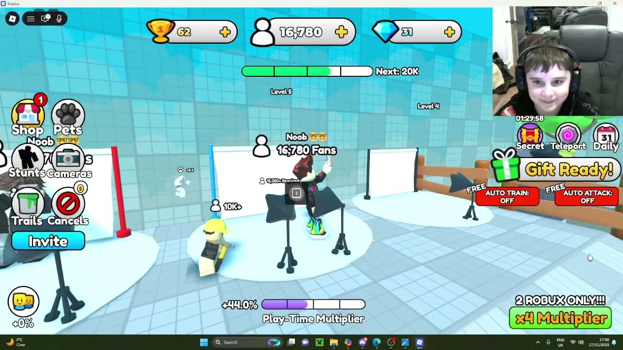 I got over 20 million fans in ROBLOX viral simulator!