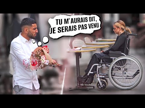 Vidéo: Pourquoi batgirl est-elle en fauteuil roulant ?