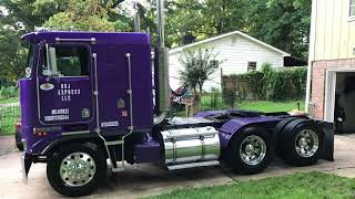 Cabover 1996 kenworth k100e truck walk around and interior tour. #cabover #k100 #kenworth #semitruck