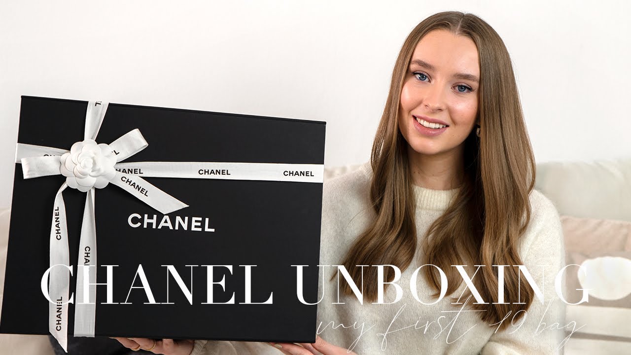 Chanel Iridescent Medium 19 Flap Bag + Gucci Jeans 😈 Unboxing 