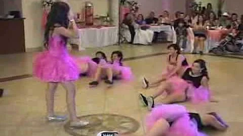 Amazing Quince Surprise Dance