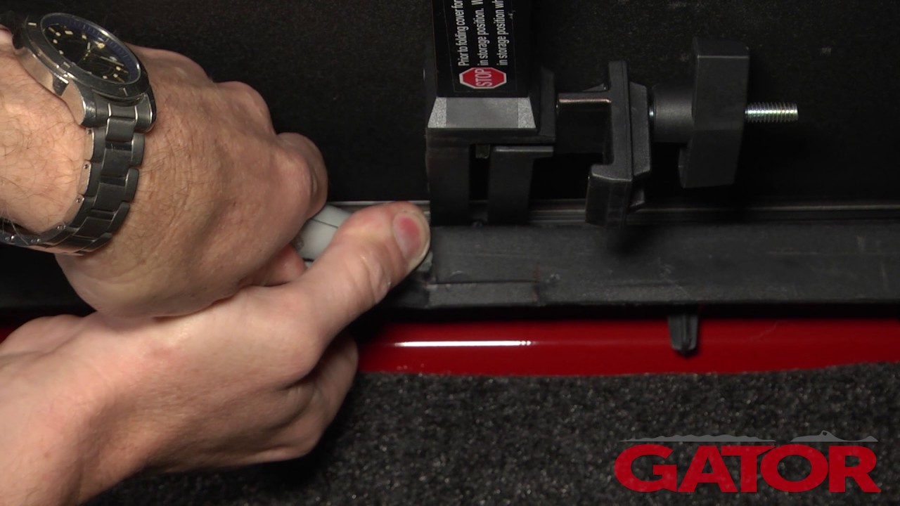 How To Install Gator Hybrid Tonneau Cover On A Dodge Ram 1500 Youtube