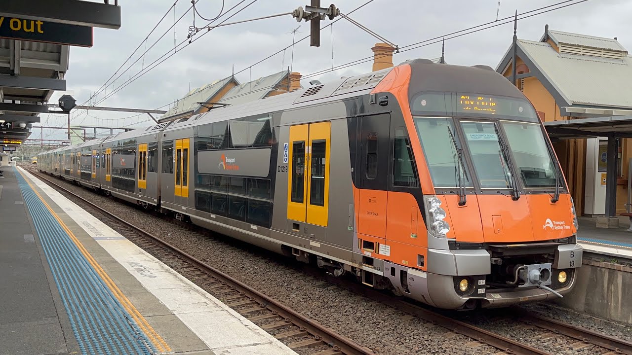 wideview-waratah-series-2-b-set-ride-t8-south-line-minto-to-leumeah