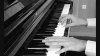 Piano Medley : Charles Aznavour (covers) chords