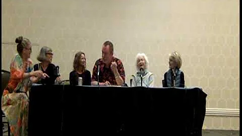 Celebrity Panel (2022) Melissa Gilbert, Mindy Cohn...