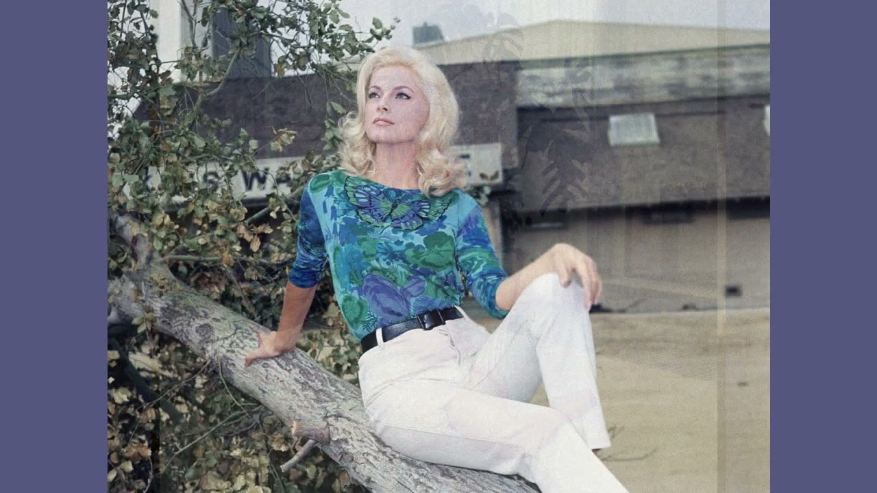 Linda Elliot           Fell in love with you baby