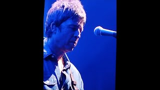 Noel Gallagher - Don't Look Back in Anger ( Mediolanum Forum, Assago - Italy - 08 November 2023 )