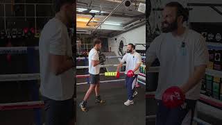 Schwacher vs harter Cross🥊#pratzentraining #schlagkraft #powerpuncher #crossboxing #jasoboxing