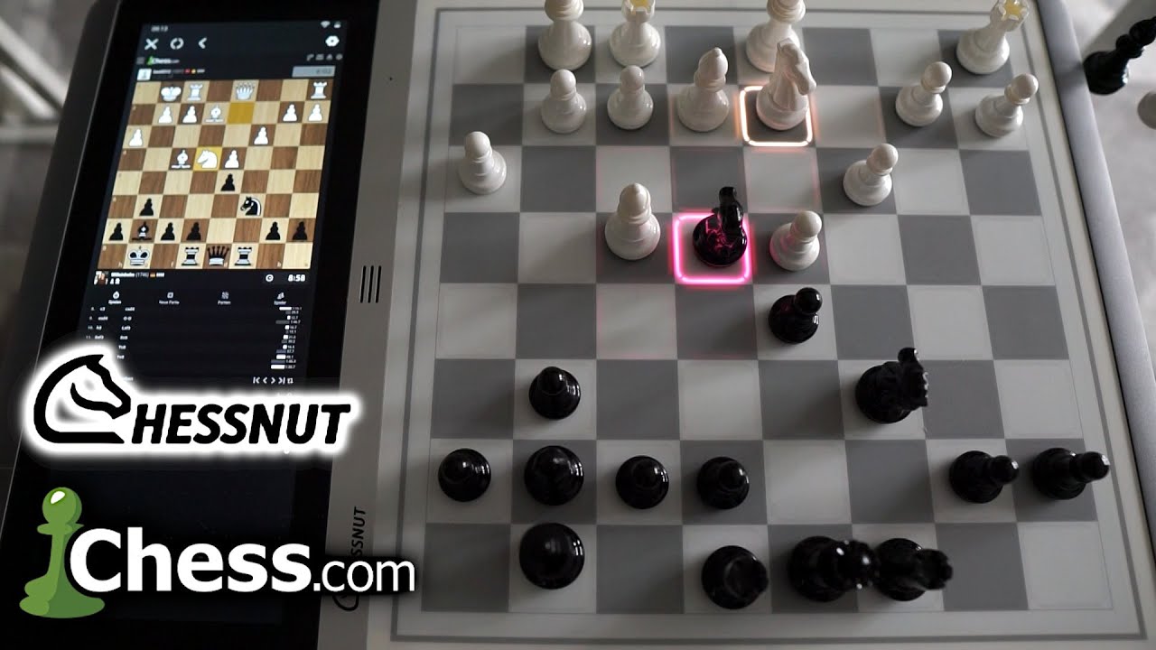 Chessnut Evo auf Chess.com - YouTube